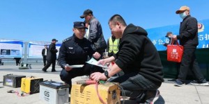 冰城公安集中宣传为水域生态安全  注入“全民力量”