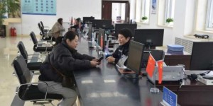 冰城公安“管、服、宣”念好三字诀  筑牢道路交通安全防线