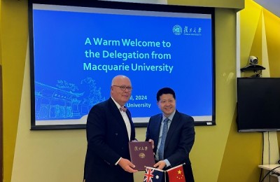 澳大利亚麦考瑞大学校长一行到访上海，进一步深化交流与合作